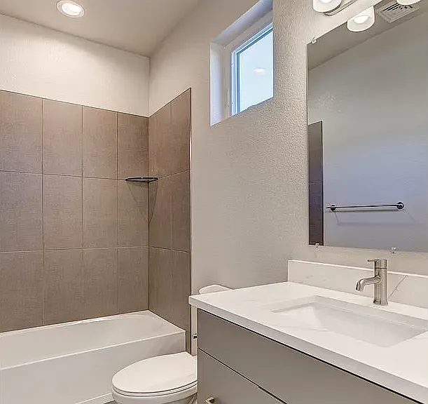 819 Cherokee Dr — Photo 18