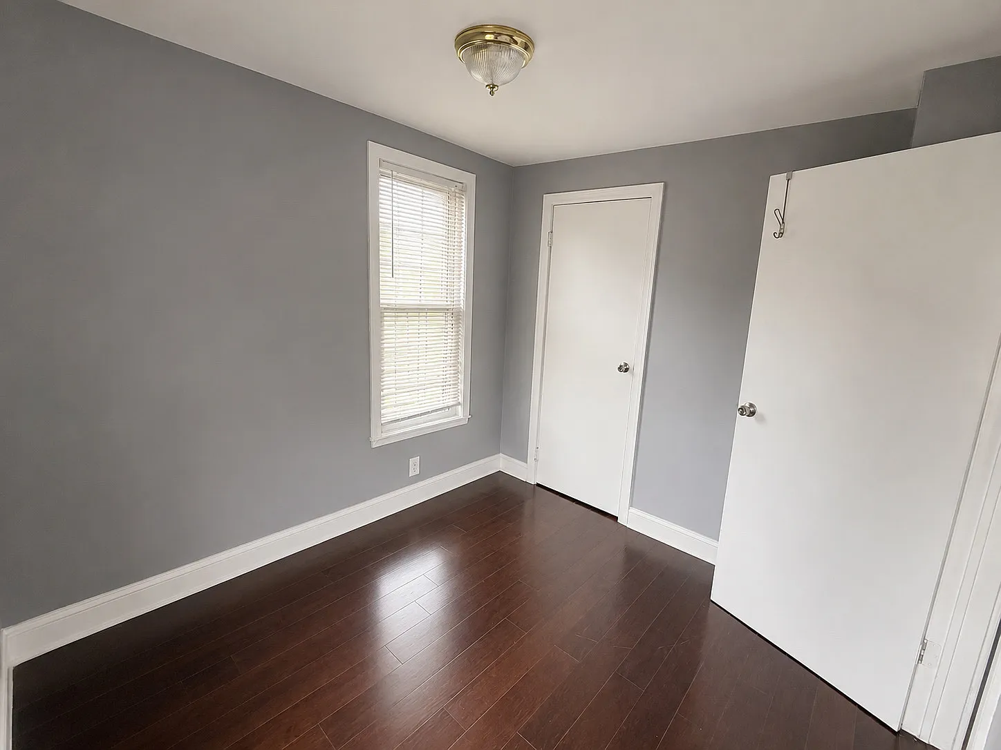 3 bed, 1200 sqft, $2,700 — Photo 1