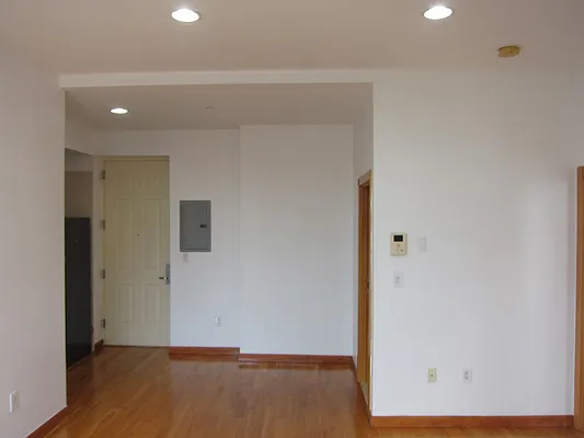 Rented by Kian Realty | media 9