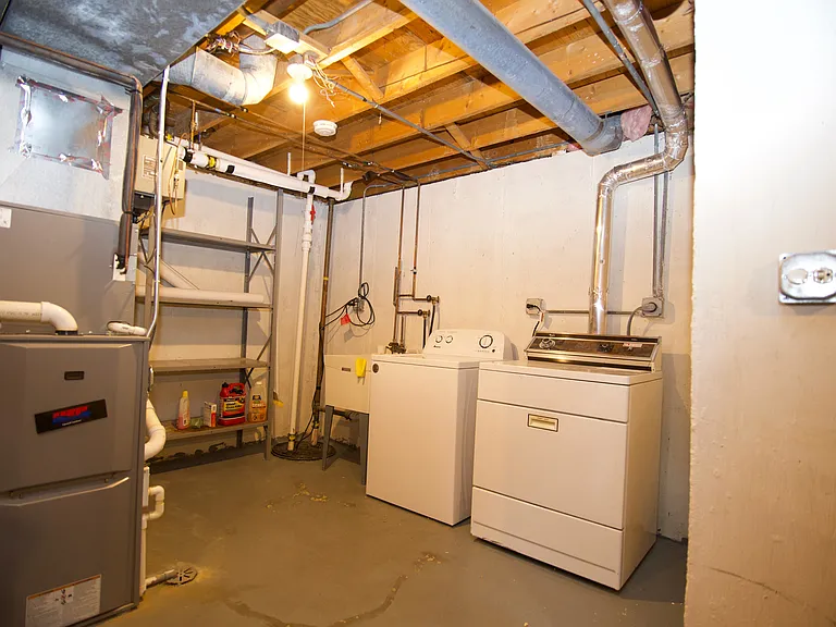 253 W Golfview Ter — Photo 16