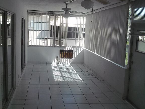 5th image of 6718 NW 70th Ct