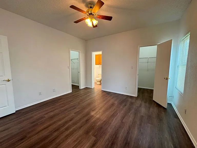 16404 Edgemere Dr — Photo 17