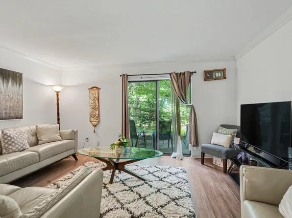 1231 Teakwood Pl, Raleigh, NC 27606