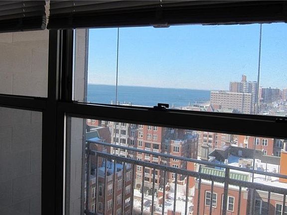 4th image of 35 Seacoast Ter APT 16A