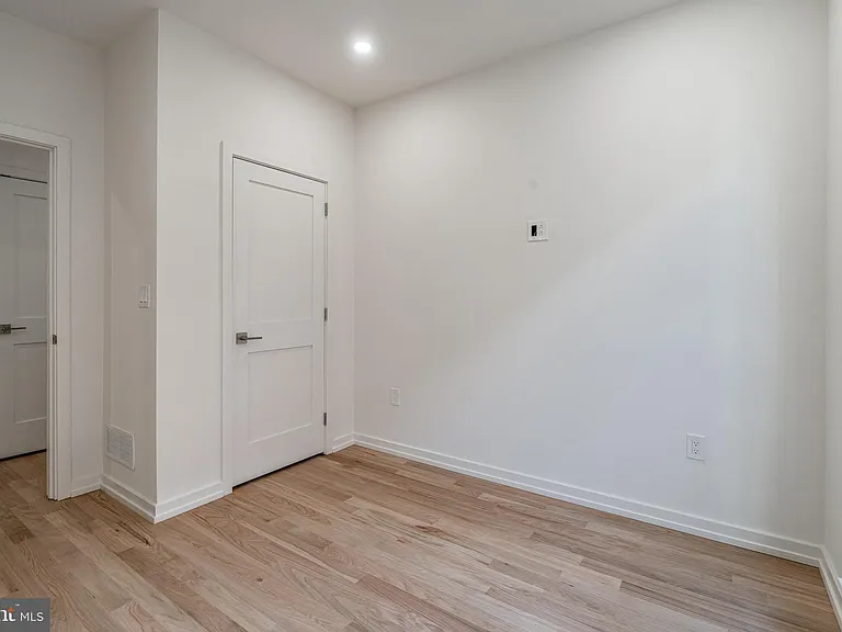 2423 Innovator Way — Photo 21