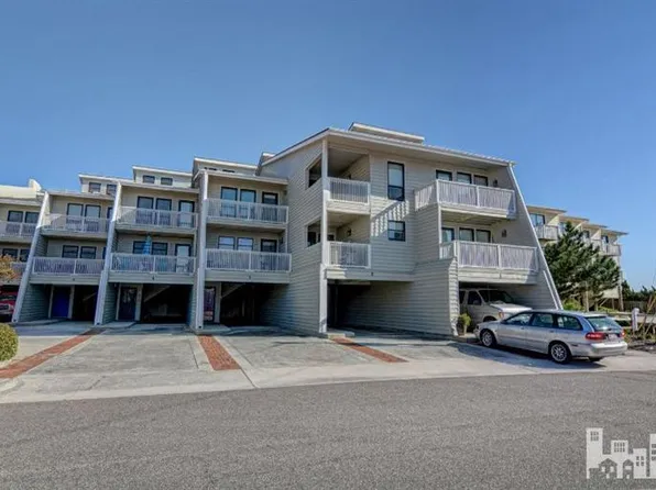 627 Lumina Ave S #2, Wrightsville Beach, NC 28480