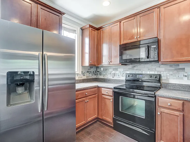 9519 Longstone Ln — Photo 10