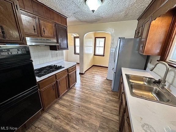 3rd image of 4601 Burger Ave