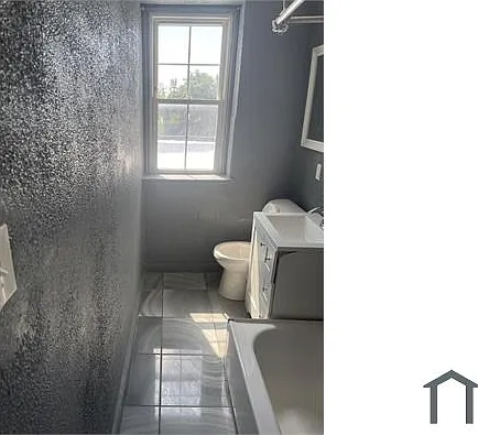 176 W Seymour St #3 — Photo 15