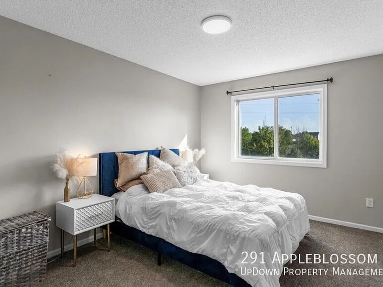 291 Appleblossom Ln — Photo 22