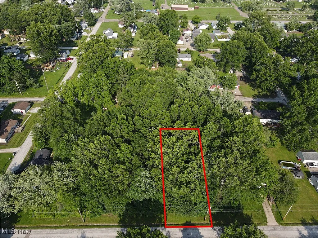 Meadowbrook Ave NE photo 1