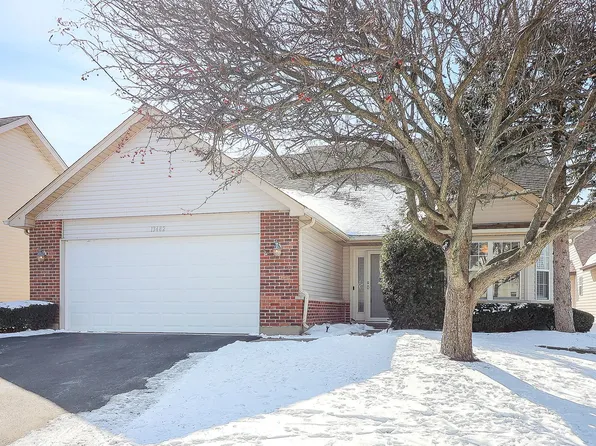 13482 S Redberry Cir, Plainfield, IL 60544
