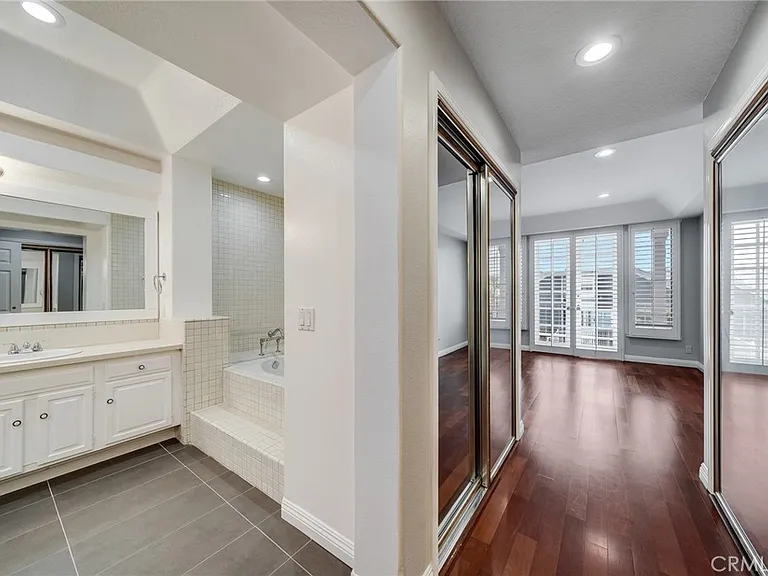 34300 Lantern Bay Dr #25 — Photo 12