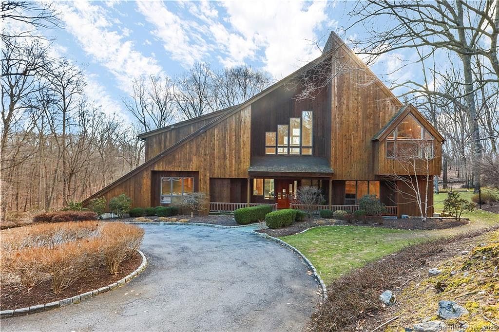 50 Spring Hill Ln N, Stamford, CT 06903 Zillow