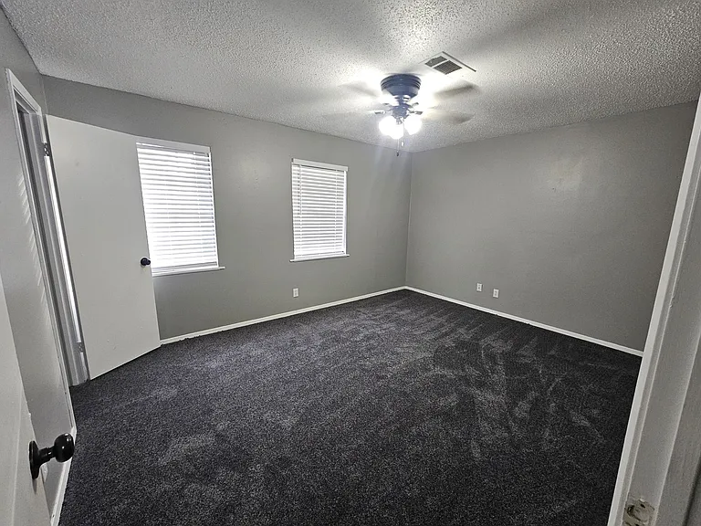 5511 Gulf St — Photo 10