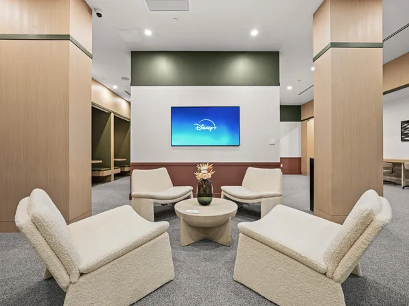 218 Front Street image 18 of 50