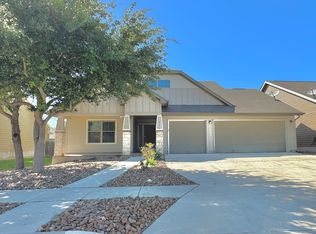 821 Wall St, New Braunfels, TX 78130