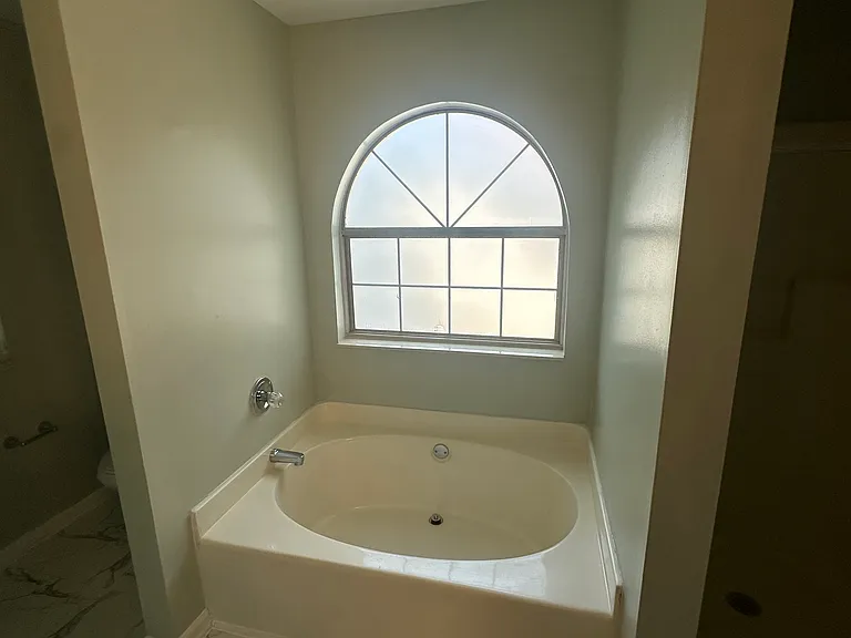 106 Jamestown Pl — Photo 17