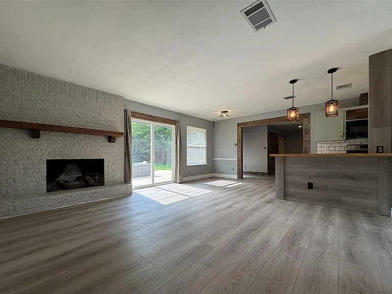 3520 Roanoke Dr — Photo 26