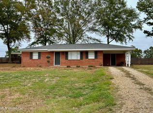 335 Magnolia Dr, Raleigh, MS 39153