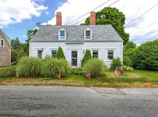 15 Pleasant St, Sandwich, MA 02563