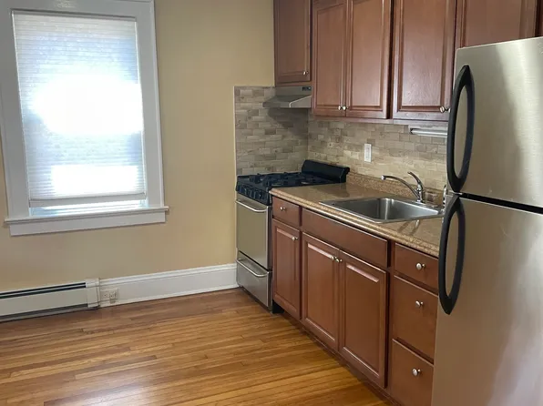 (undisclosed Address), Baldwin, NY 11510