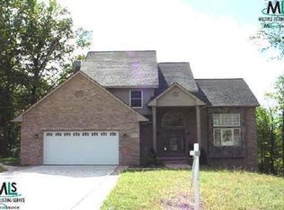 9095 Huron Blfs, White Lake, MI
