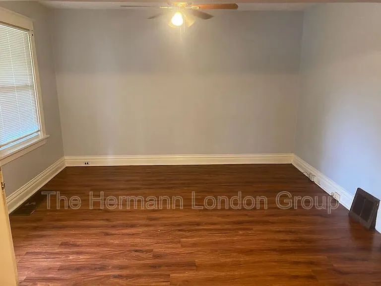 4424 Dewey Ave — Photo 9