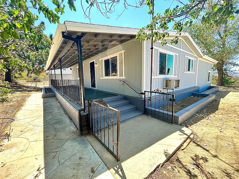59835 Reynolds Way — Photo 15
