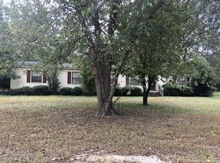 2908 Lois Cir, Eastover, NC 28312