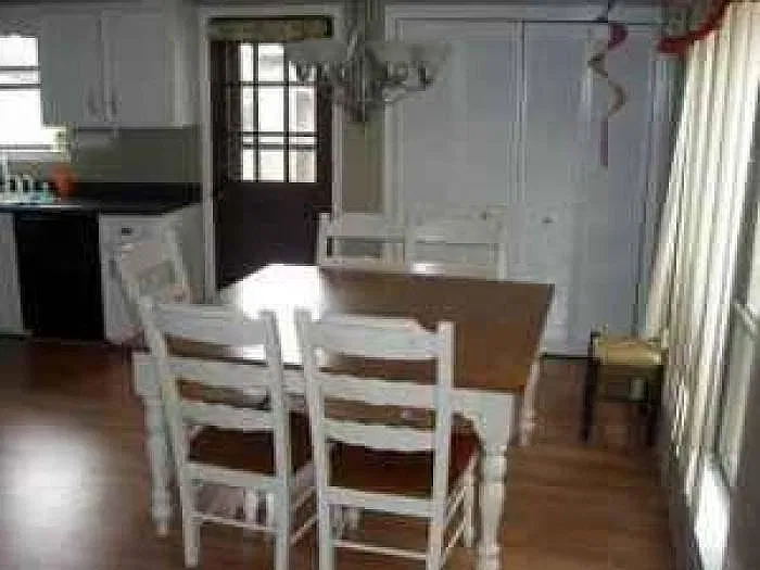 2 bed, 1.5 bath, 1100 sqft, $1,900 — Photo 2