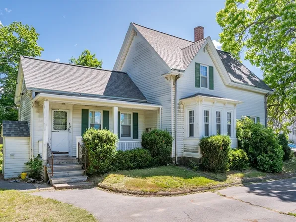 46 Van Buren St, Taunton, MA 02780