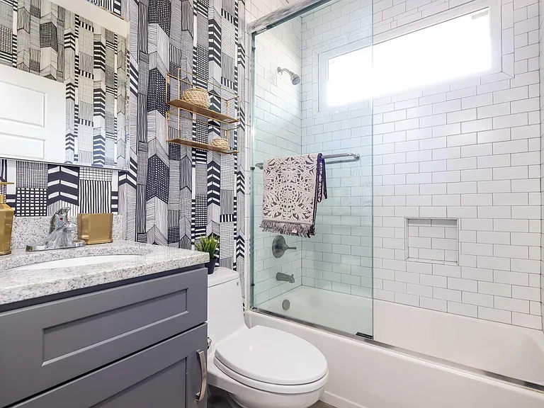 273 Prospect Pl NE #B — Photo 8