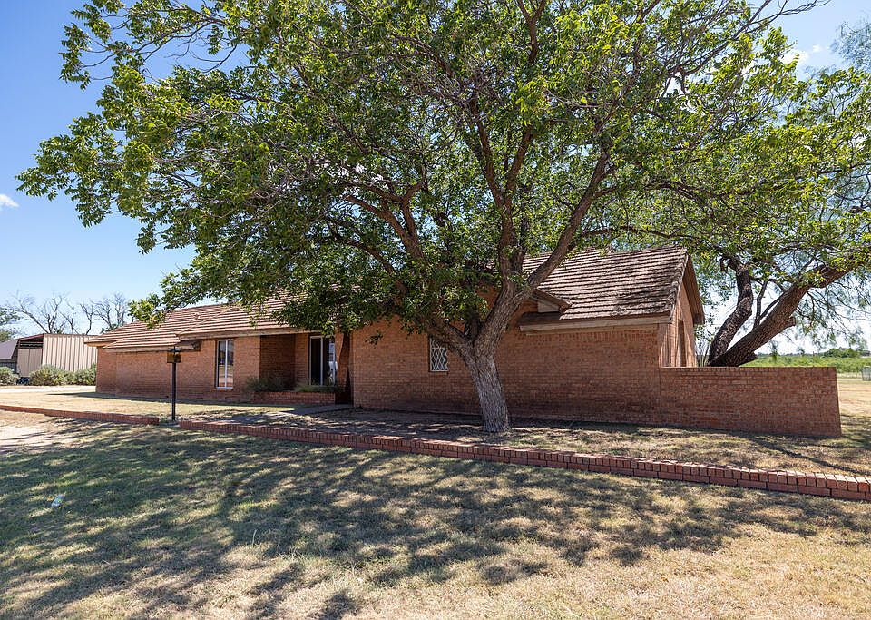 1st image of 2434 Uvalde Ave