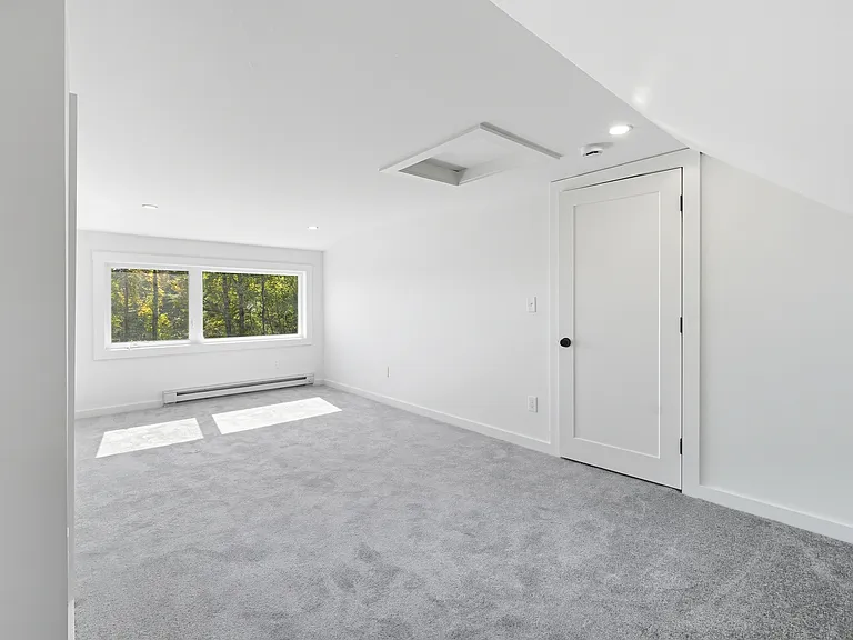 64 Leighton Rd — Photo 16