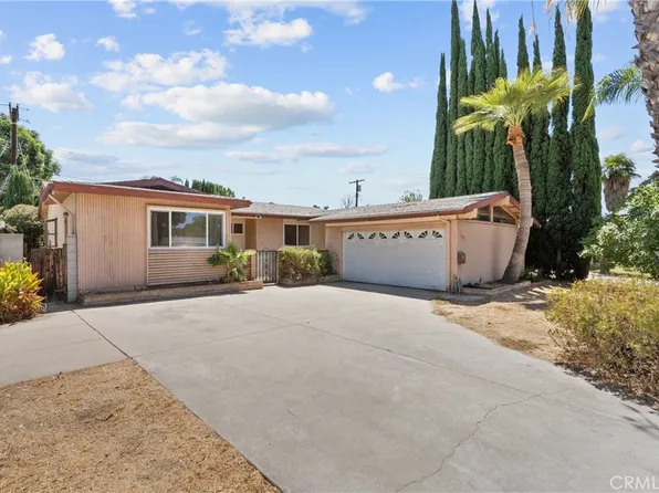10048 Swinton Ave, North Hills, CA 91343