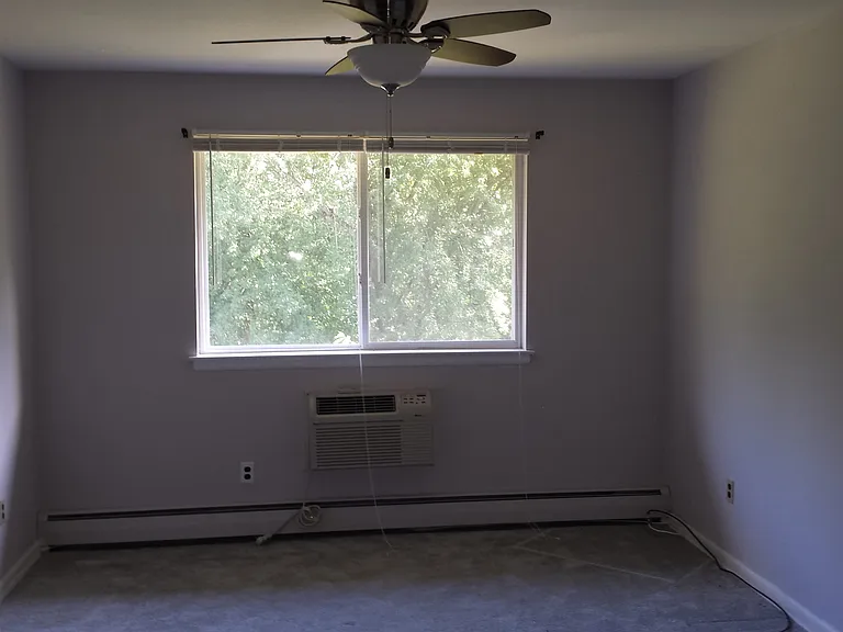 85 Lawrence Rd — Photo 12