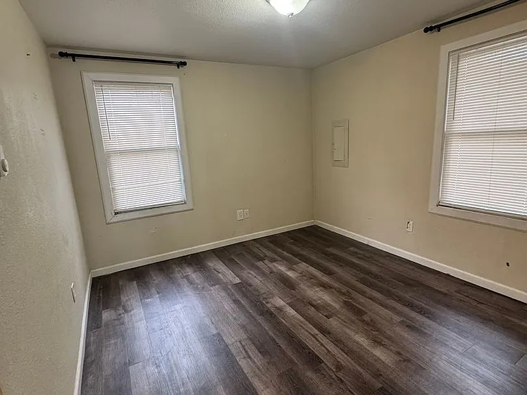 115 Union St — Photo 10