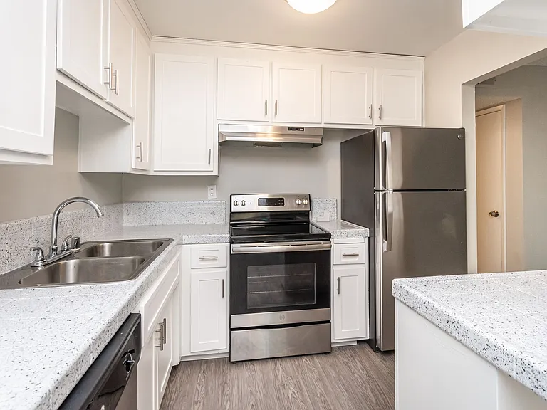 Villas at Greenhaven — Photo 33