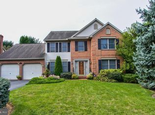 1004 Martin Ave, Ephrata, PA 17522