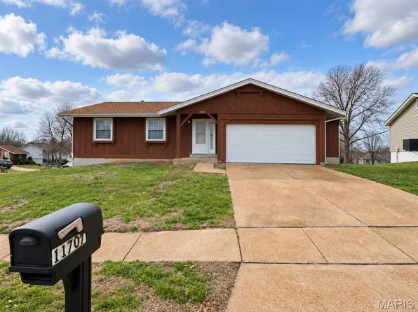 11707 Branridge Rd, Florissant, MO 63033