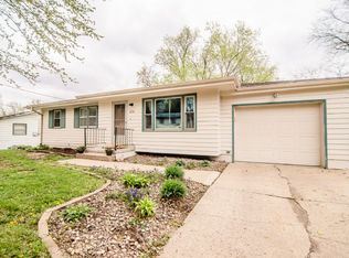 214 W Florence Ave, Glenwood, IA 51534