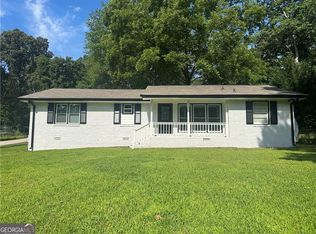 5503 Woods Cir, Stone Mountain, GA 30087