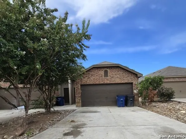 1084 Carolyn Cv, New Braunfels, TX 78130