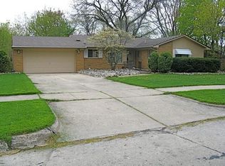 2515 Essex Rd, Ann Arbor, MI 48104