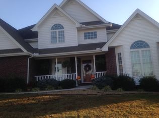 141 Fairway Dr, Mooresburg, TN 37811