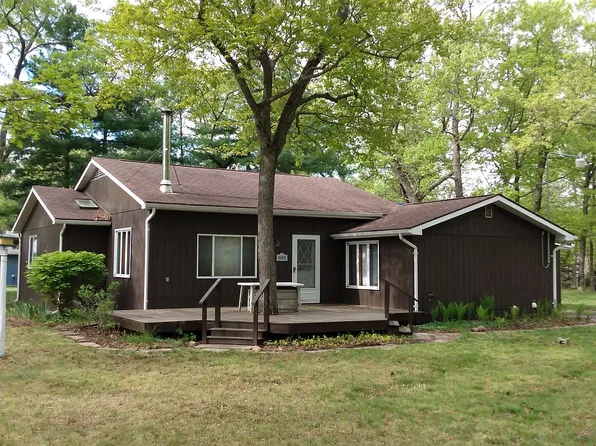 5641 Schafer Rd, Oscoda, MI 48750