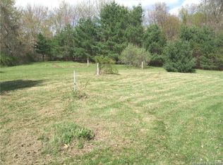 162 Lonetown Rd, Redding, CT 06896