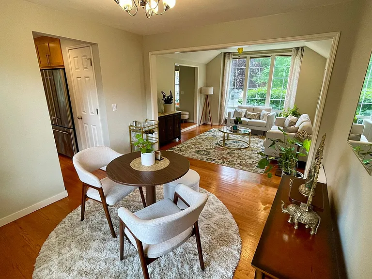 3525 243rd Ave SE — Photo 5