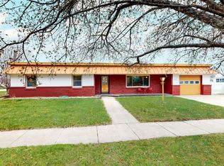 371 13th Ave, Columbus, NE 68601